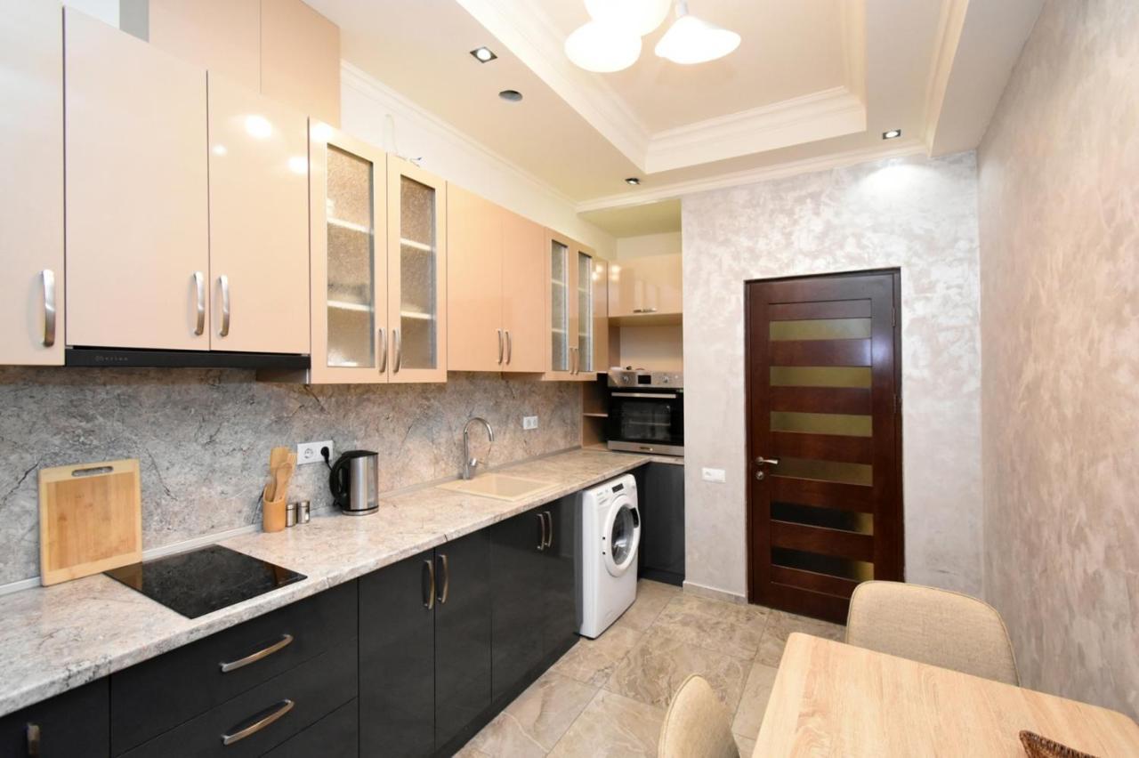 Apartament Malibu Erywań Zewnętrze zdjęcie