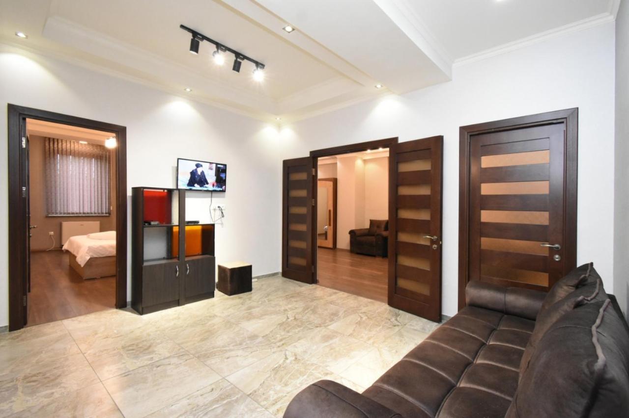Apartament Malibu Erywań Zewnętrze zdjęcie