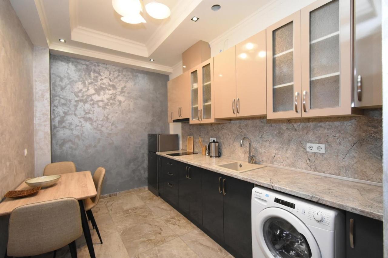 Apartament Malibu Erywań Zewnętrze zdjęcie