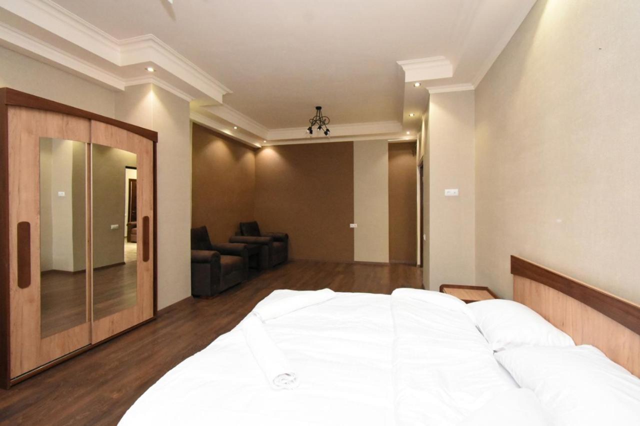 Apartament Malibu Erywań Zewnętrze zdjęcie